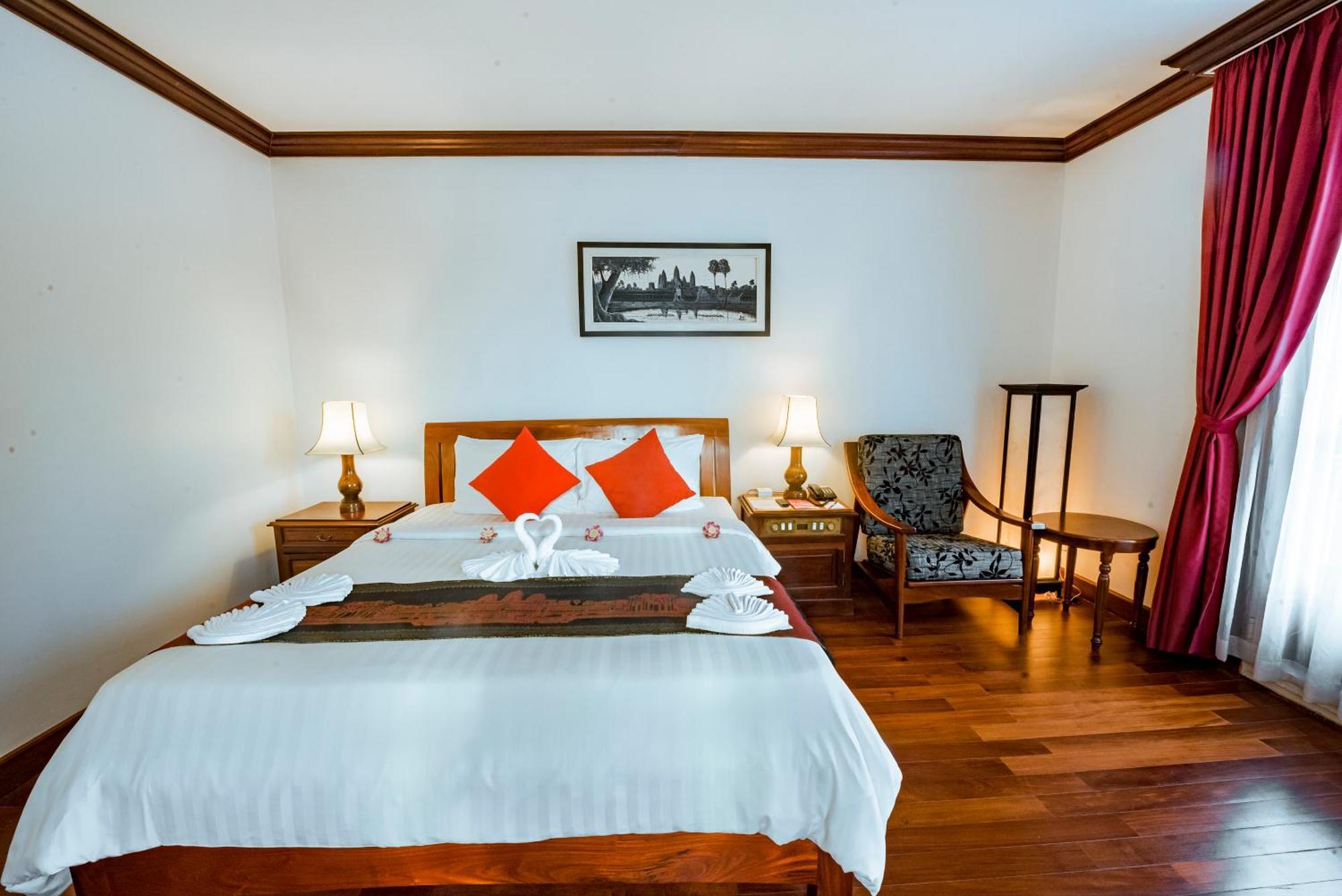 The Suite By Royal Crown Hotel Siem Reap Ngoại thất bức ảnh