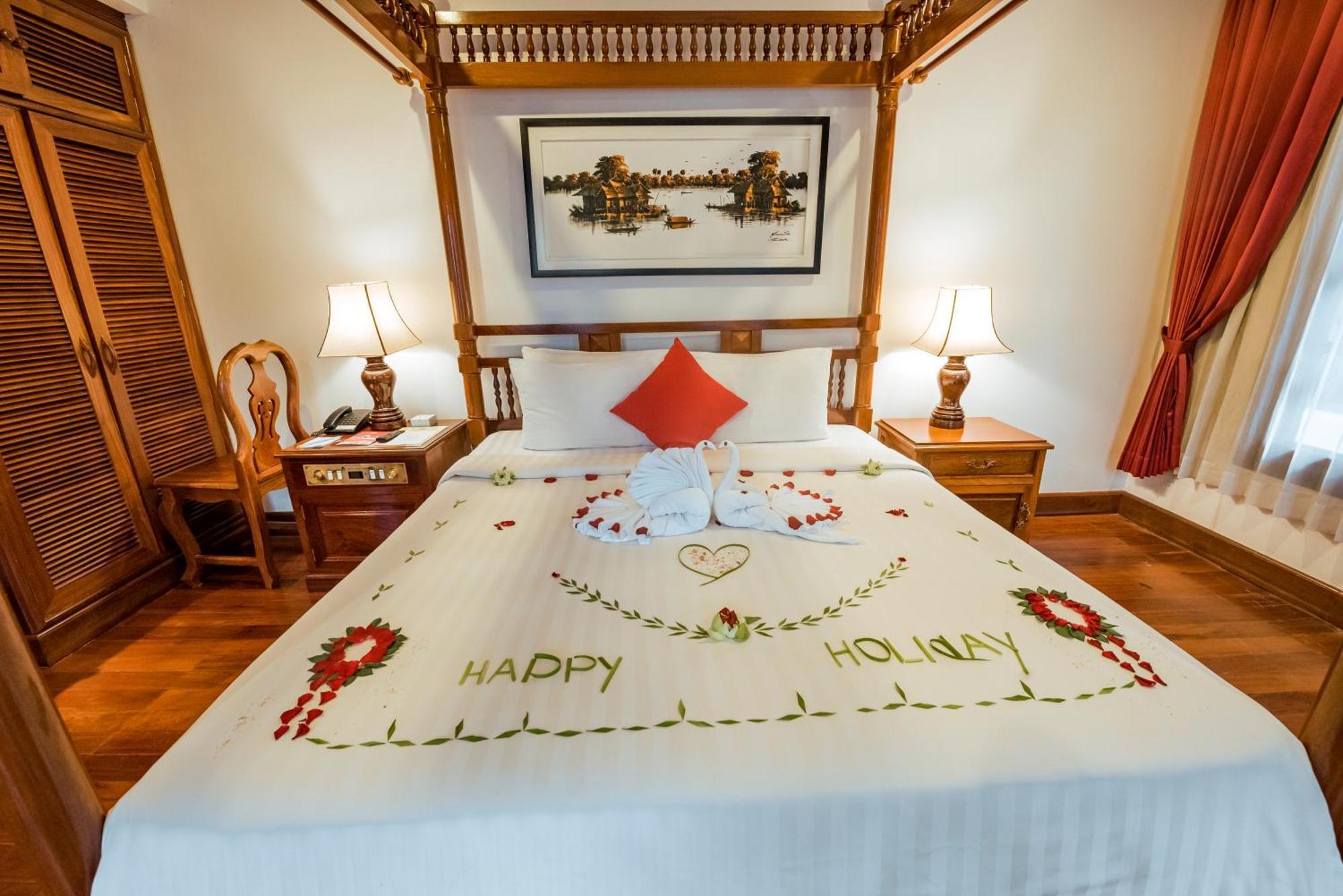 The Suite By Royal Crown Hotel Siem Reap Ngoại thất bức ảnh