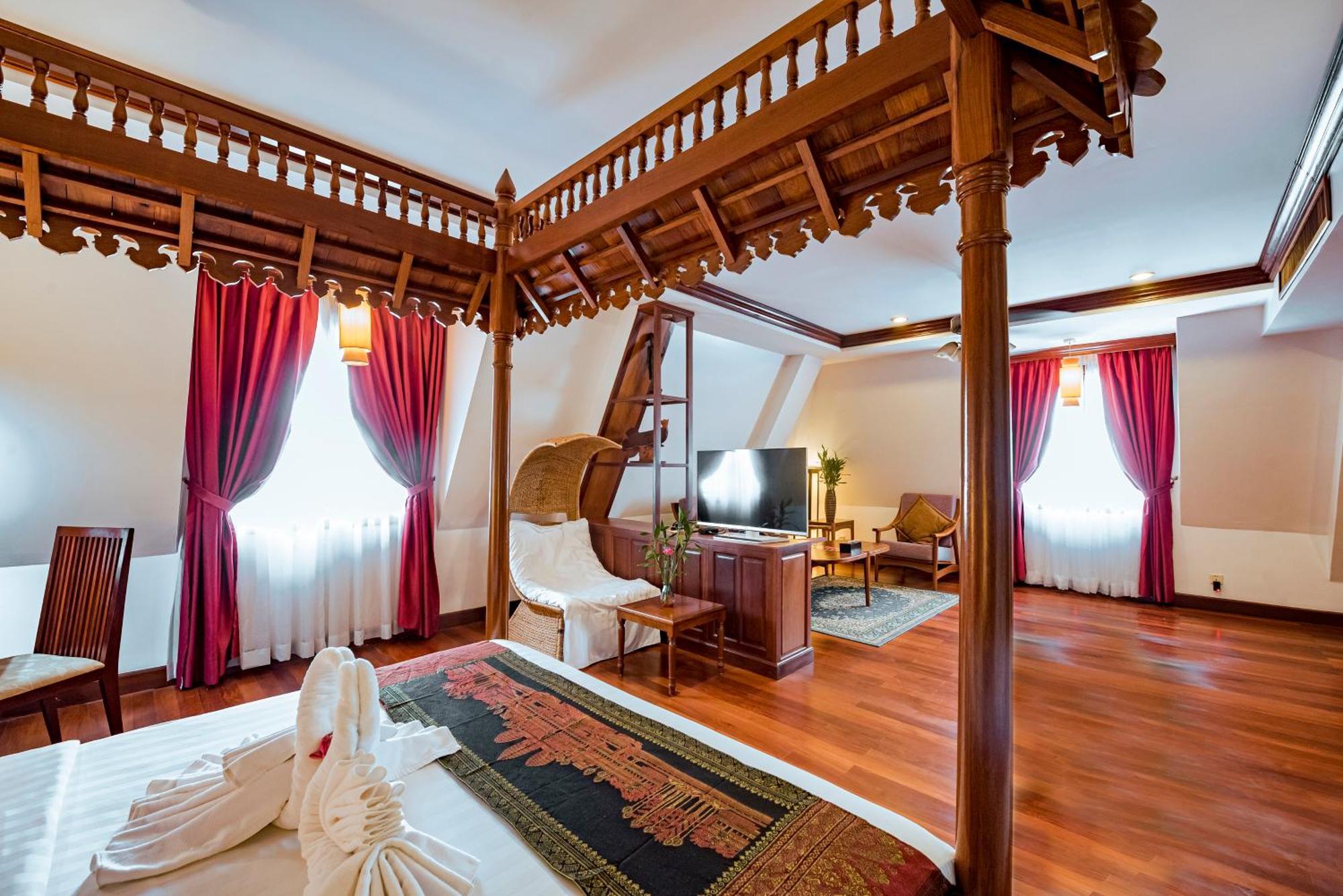 The Suite By Royal Crown Hotel Siem Reap Ngoại thất bức ảnh